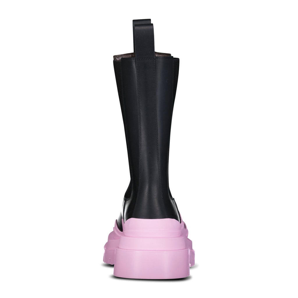 Bottega Veneta Tire Chelsea Boot in Black and Pink