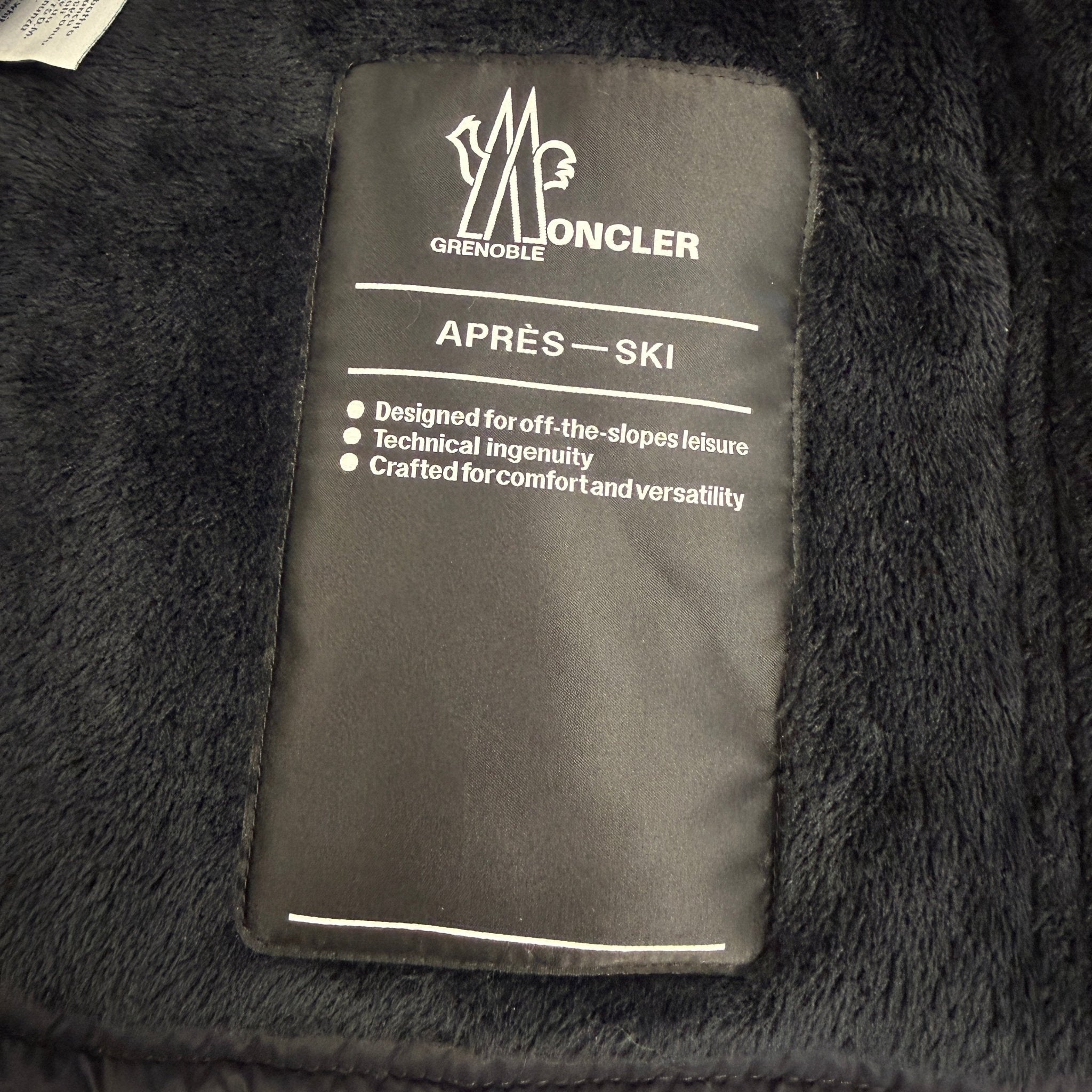 Moncler Grenoble Padded Gilet in Black